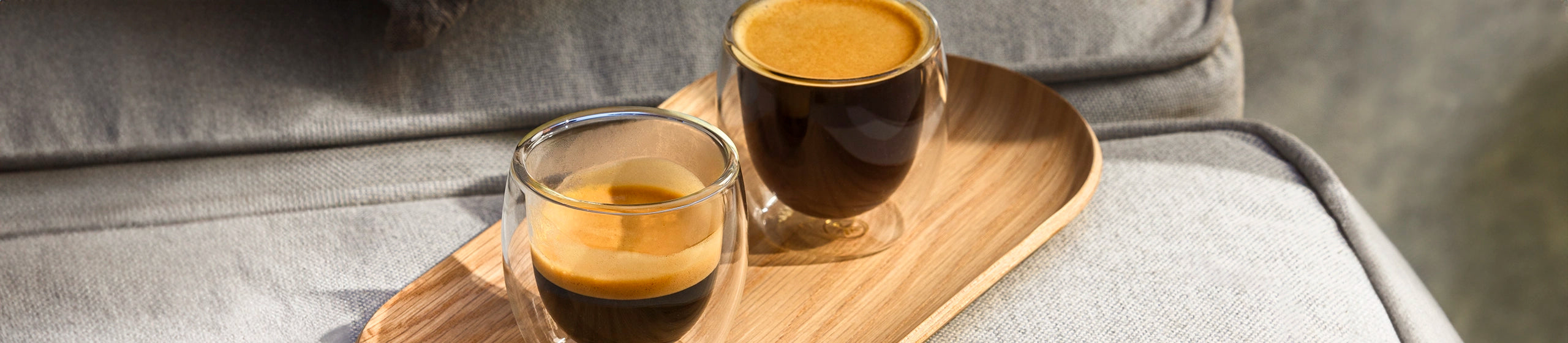 Cafetera Espresso de Cápsula – Sur la Table