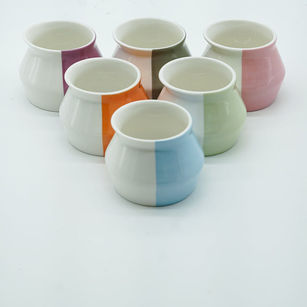 Familia 2-WayCup Refined Version 130 ml en seis colores, doble borde